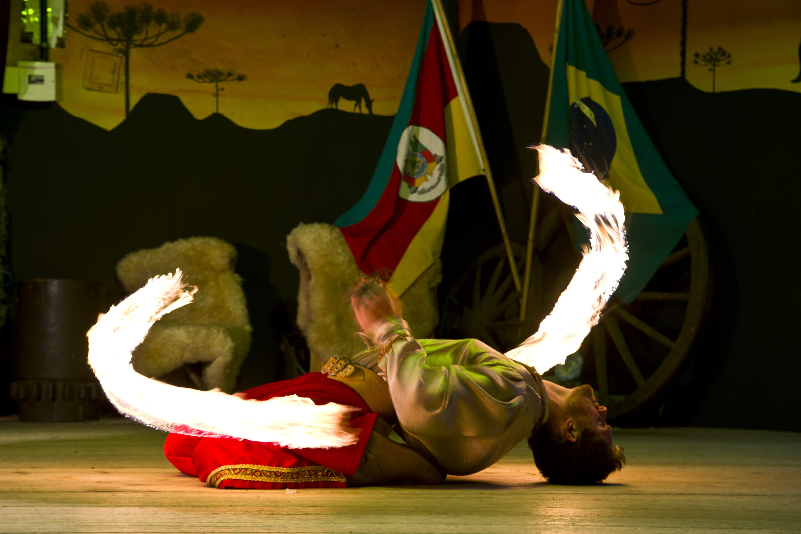 GARFO E BOMBACHA 7